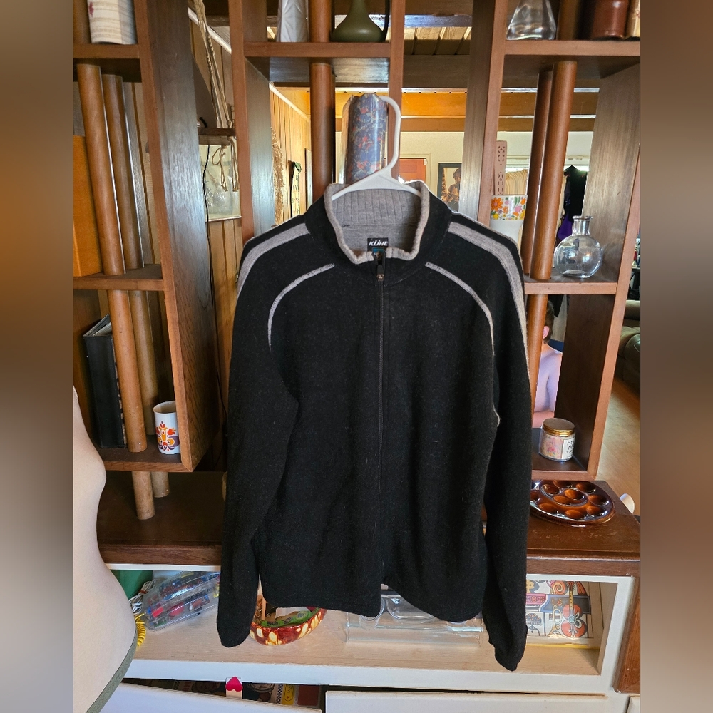 Kuhl Men's Black Zip-Up Sweater with Gray Details